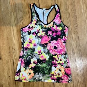 Womens Fila razorback workout shirt